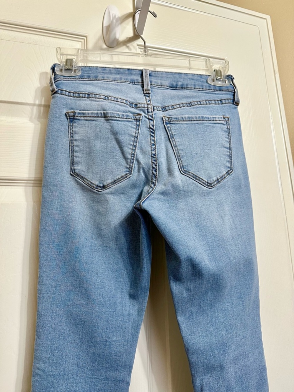 Old Navy Light Blue Skinny Jeans 0 💙 - Picture 6 of 11